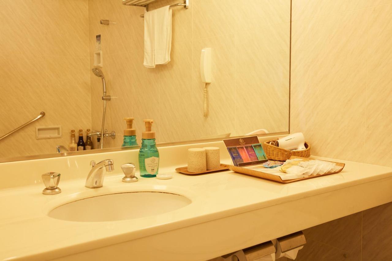 Rembrandt Hotel Ебина Екстериор снимка